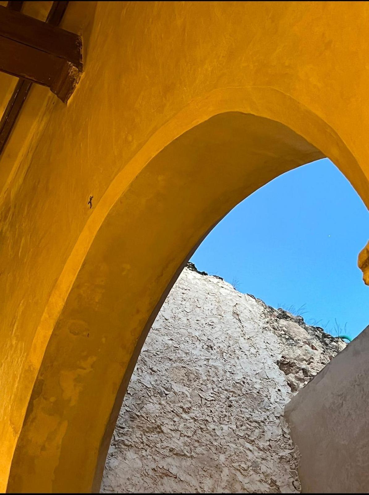 Bajo Las Hojas Campeche Buitenkant foto